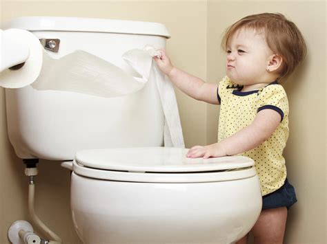 Im Embarrassed By My Childs Public Tantrums What Can I Do Babycenter