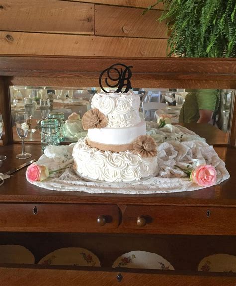 3 Tier Rustic Rosette Wedding Cake With Burlap