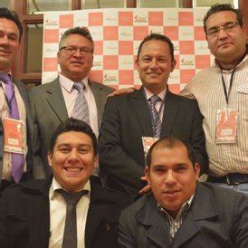 La semana pasada la unidad educativa roberto alvarado daza ubicado en el distrito 4 de la ciudad de el alto, cumplió un año mas de vida, en medio de fiestas, agasajos. (PDF) La Investigación como proyecto de Vida: Un ...