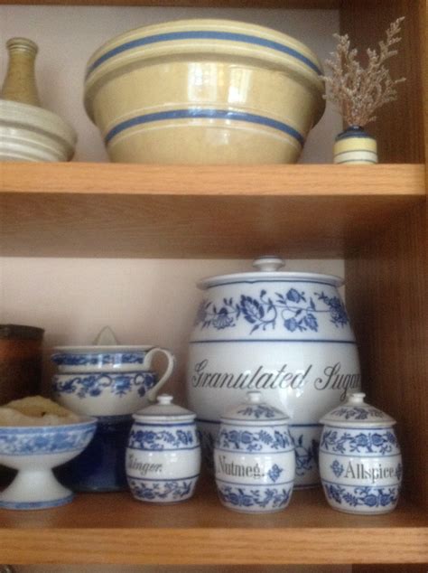 This is a very forgiving project as you don't have to paint between the lines or. Blue&white spice jars | White pottery, Spice jars, White ...