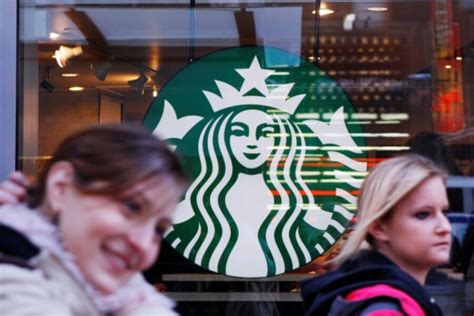 Starbucks Smoking Ban Now In Effect Outside Too