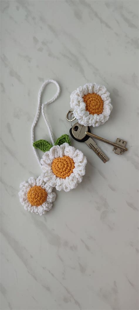 DAISY Car Mirror Hanging Accessories Sunflower Rear View Mirror Car