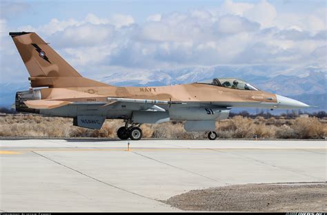 General Dynamics F 16a Fighting Falcon 401 Usa Navy Aviation