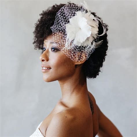 19 Gorgeous Wedding Hair Accessories For Every Type Of Bride