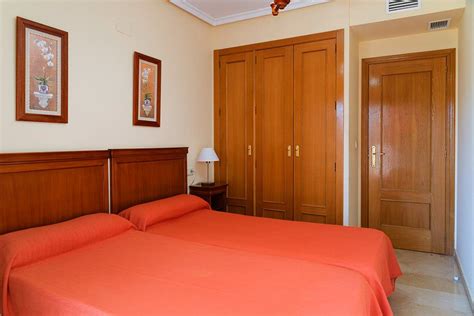 Para buscar apartamentos en venta en benidorm, habitaclia, cuando te ayudan, es más fácil. Gemelos 20, sun and food in Benidorm - Beninter rents