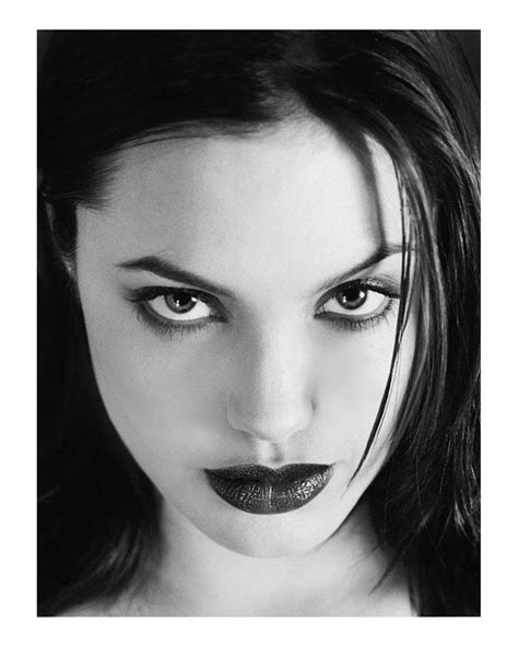 Angelina Jolie Com 20 Anos