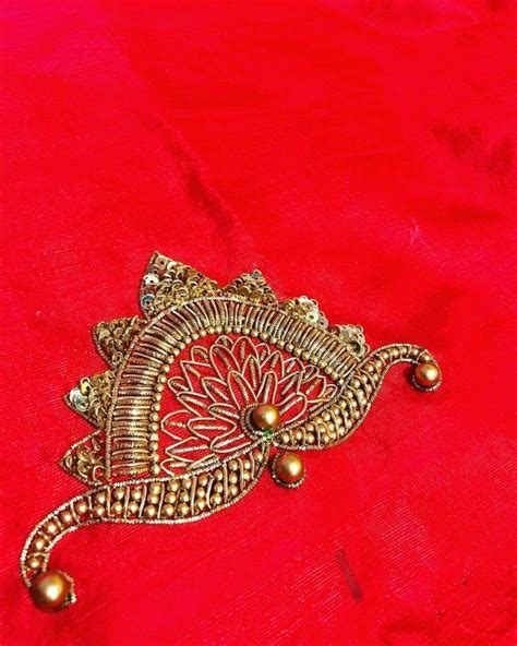 stunning gold thread metallic applique embroidery needlwork goldwork and bead detail pinterest