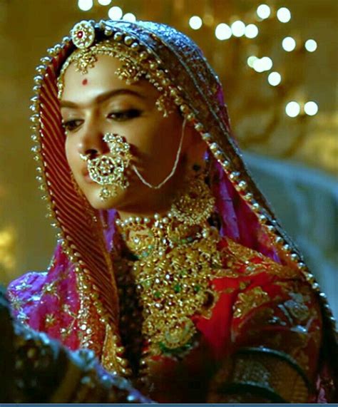 deepika padukone indian bridal dress nose jewelry indian wedding outfits