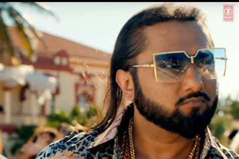 Learn The Journey From Hirdesh Singh To Become Yo Yo Honey Singh Before Completing The Singers
