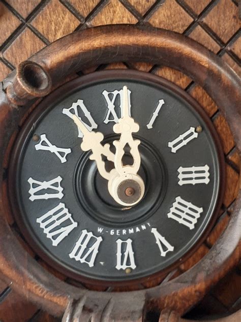 Large Vintage Black Forest Cuckoo Clock Regula Movement Hunter Theme
