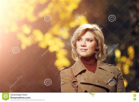 Beautiful Woman In Autumn Park Stock Image Image Of Autumn Happiness