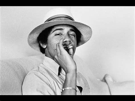 Earth alliance source says obama executed by firing squad september 29th 14:44:44 gmt… 33 photos of Young Barack Obama - YouTube