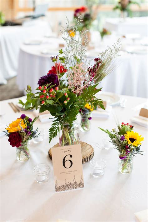 Simple Wildflower Table Centerpieces