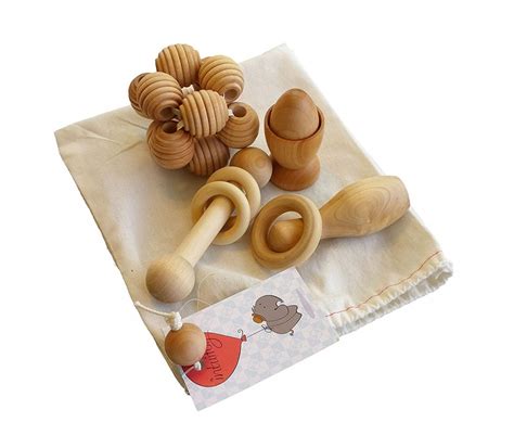 We've had four of them, so i know which books resonate best with toddlers. The Best Montessori Toys for a 2 Year Old - Natural Beach ...