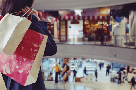 5 Destinos Para Ir De Shopping En Vacaciones De Navidad Periódico Viaje