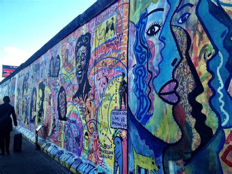 The Astounding Artwork Of The Berlin Wall