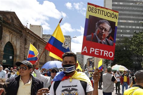 Miles De Colombianos Dicen No A Las Reformas De Petro