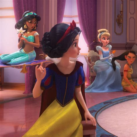 Disney Princesses Unite In Wreck It Ralph 2 Trailer E Online