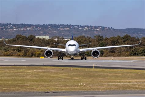 Perth Intl Airport Spotting Guide