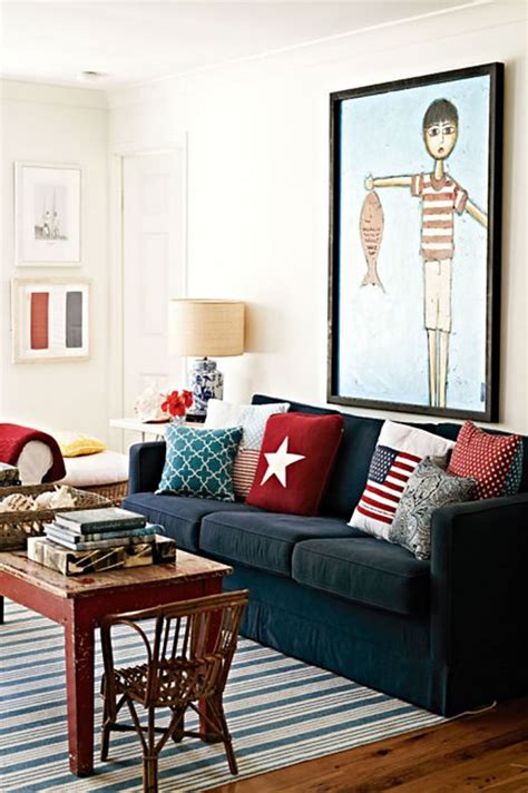 Especially in your living room. Red, white & blue in a relaxed, stylish beach house ...