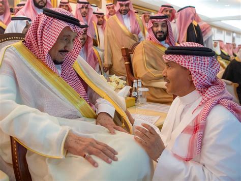 سيّدنا محمد وسلّم تسليما كثيرا. فيديو .. الفنان محمد عبده يتشرّف بالسلام على الملك سلمان ...