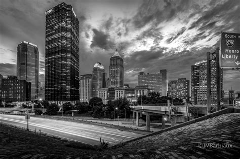How To Create Stunning Black And White Cityscapes Photolisticlife
