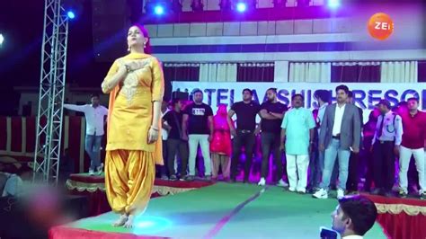 Viral Sapna Choudhary Dance Video On Famous Haryanvi Song Banduk Chalegi See Bold Expressions