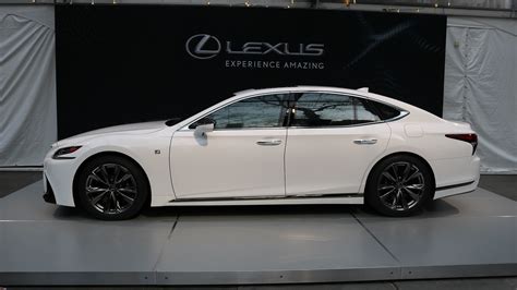 We go over what's new, how it drives and where it fits in the segment. 2018 Lexus LS 500 F Sport Is A More Aggressive Luxury Sedan