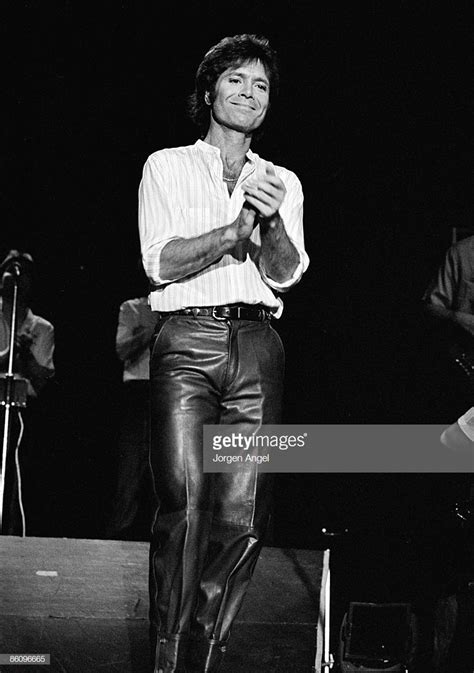 News Photo Photo Of Cliff Richard Performing Live Onstage Sir Cliff Richard Mark