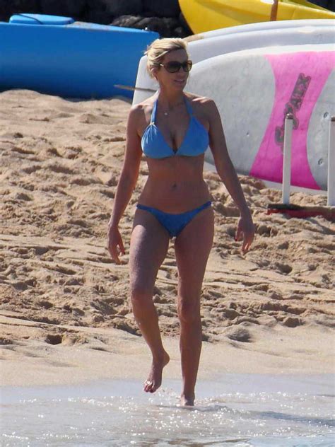 Camille Grammer Wears A Blue Bikini At The Beach In Hawaii 12 31 2017