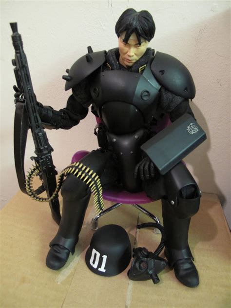 The story with this custom is based on the fictional history of the panzer cops being developed from wwii german technology. Kerberos Saga: Platz/DML figure review: Stray Dog ...