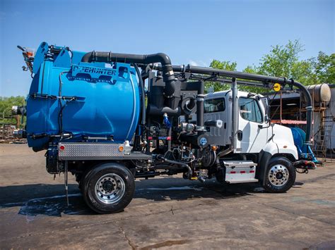 Non Cdl 3 Yard Vacuum Truck — Pipehunter Tools And Equipment