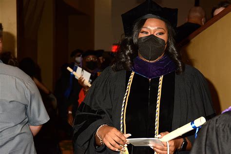 Wmu Cooley Holds Commencement For Its Tampa Bay Campus Summer Term