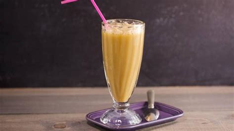 10 Of Our Best Coffee Drinks Non Alcoholic Boozy Recipe Rachael Ray Show