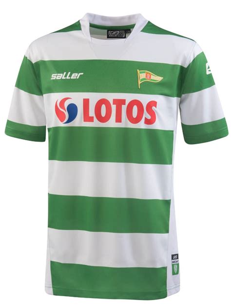 Wer soll kommen, wer soll gehen, welche kuriosen und welche realistischen namen pfeifen die spatzen von den dächern? saller »Lechia Gdansk Heimtrikot 2015/2016« | weitere ...