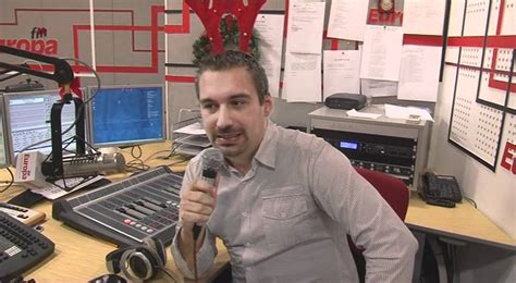 Live stream plus station schedule and song playlist. Un mesaj pentru prietenii Europa FM de la Radu ...