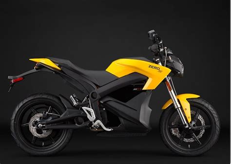 The new 2018 zero s electric motorcycle comes in silicon silver metallic color with the price of $10,995. 2014 Electric Motorcycles: Buyer's Guide (Page 2)
