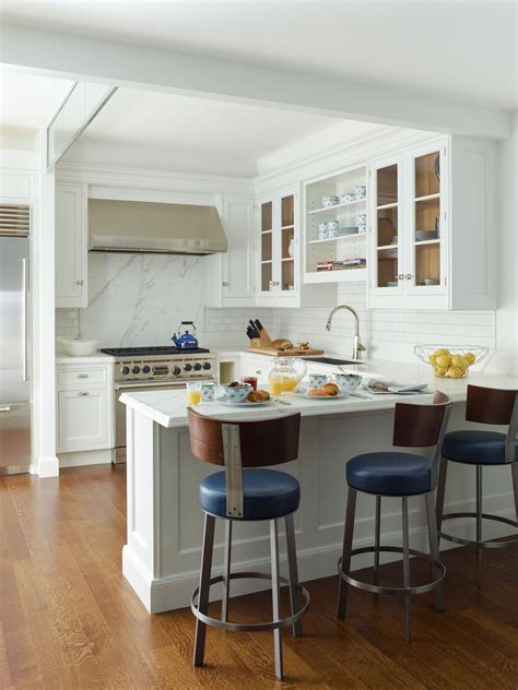 These Kitchen Peninsulas Are Gorgeous And Functional Kitchen