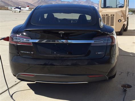 Tesla Model S Awd