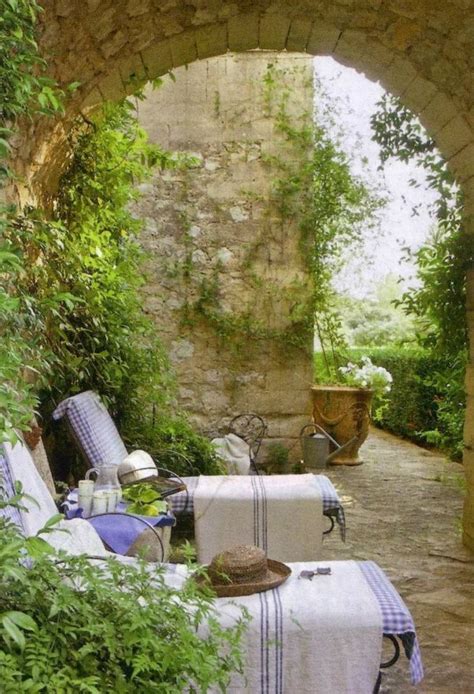 A Relaxing European Courtyard In The Country Outdoor Rooms Outdoor