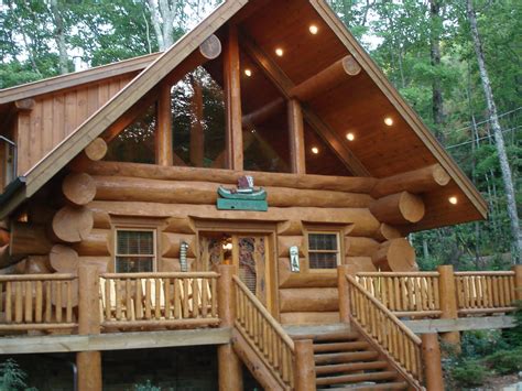 All bedrooms have king beds, plus there are 2 additional queen air mattress/sleepers. Favorite Vacation Ideas in the Smokies (Gatlinburg, TN ...