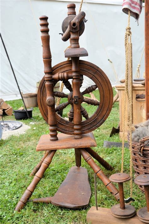 Spinning Wheel Free Stock Photo - Public Domain Pictures