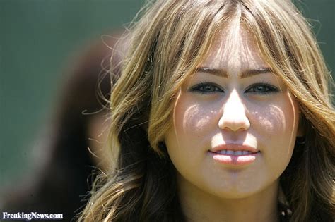 Funny Miley Cyrus Celebrity 6 High Resolution Wallpaper Funnypicture Org