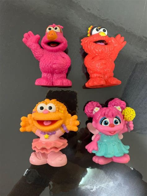 sesame street characters figurines zoe abby murray telly hobbies and toys toys and games on
