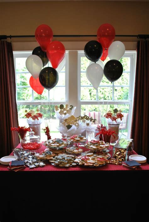 Earn your honors by celebrating with these graduation party food ideas and recipes, including blt macaroni salad, sloppy joe sliders, and more at food.com. Graduation party sugar cookie display | graduation party ...