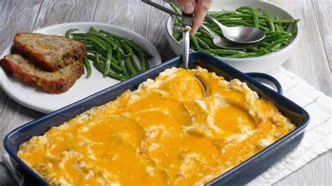 Swap out traditional mashed potatoes for this rustic twist that mixes red potatoes and crème fraîche together for a spoonful of creamy delight. Loaded Mashed Potatoes - YouTube