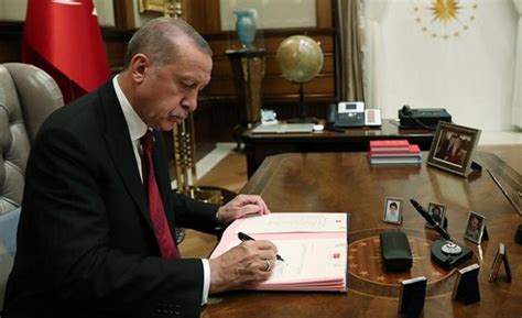 Cumhurbaşkanı Erdoğan sabaha karşı imzaladı Hazine ve Maliya