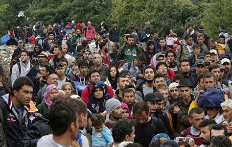 thousands of refugees run into croatia after being stuck in serbia evangelical focus