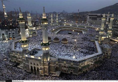 Kaaba innen des gebaudes in die grosse moschee von mekka mit dem. SPS-MAGAZIN - Notstrom für die Heilige Moschee