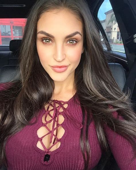 Jaclyn Swedberg Bra Size Age Weight Height Measurements Celebrity Otosection